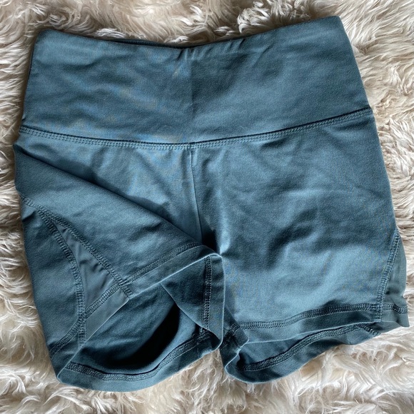 Balance Collection Green High Waist Solid Hottie Shorts, Size Small - Picture 2 of 6